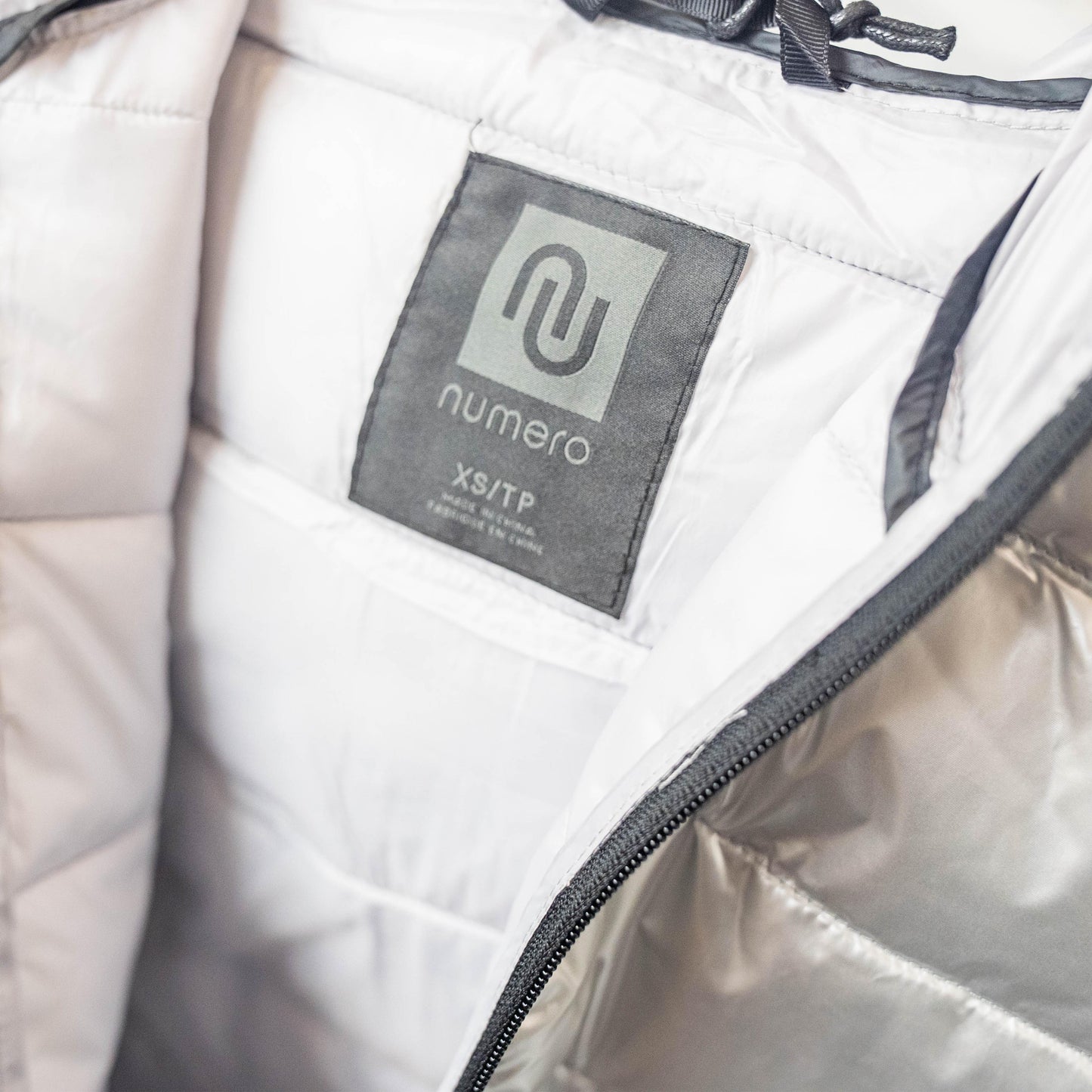 Numero Quilted Packable Hooded Full Zip Women's Puffer Sliver