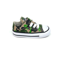 Load image into Gallery viewer, Kids&#39; Chuck Taylor All Star 1V Low Top
